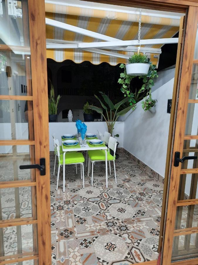 Modern Apartment In Costa Adeje With Shared Pool Playa Feñabe Eksteriør billede