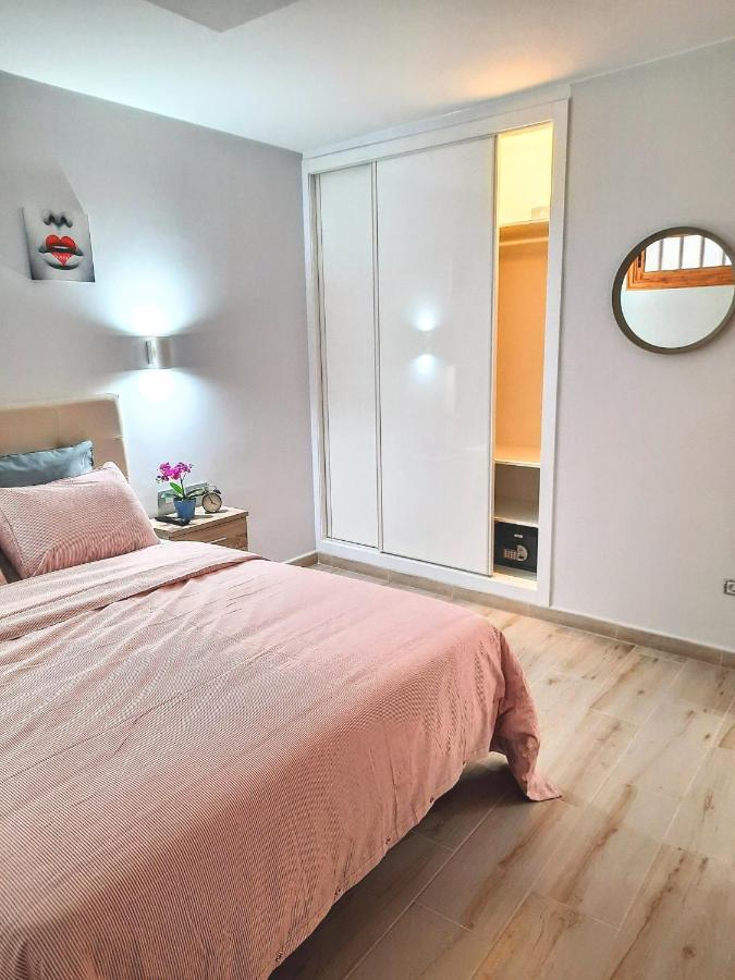 Modern Apartment In Costa Adeje With Shared Pool Playa Feñabe Eksteriør billede