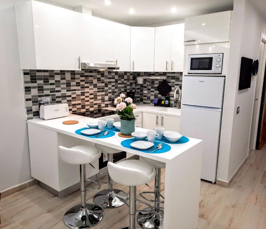 Modern Apartment In Costa Adeje With Shared Pool Playa Feñabe Eksteriør billede